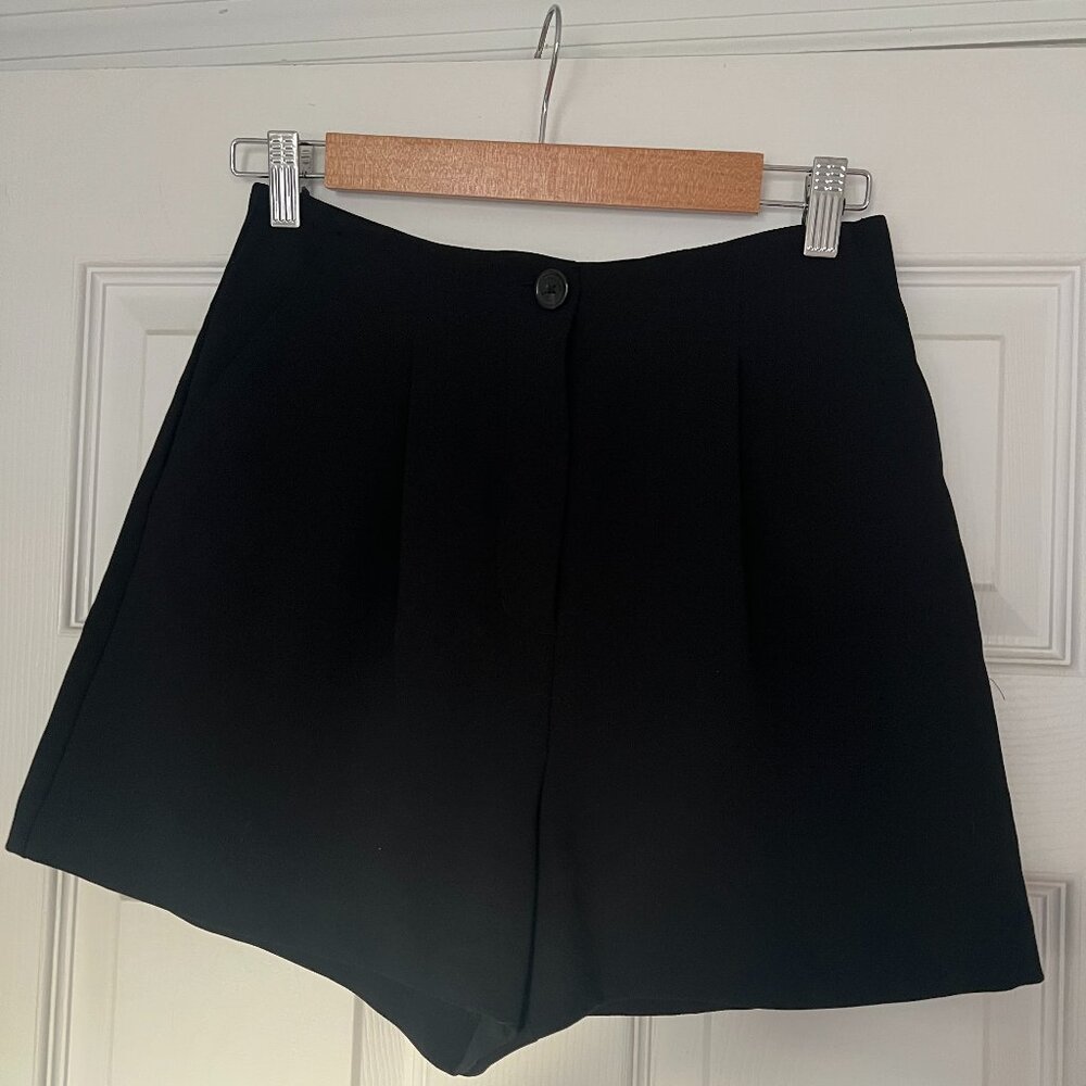 Aritzia Black High Waist Short